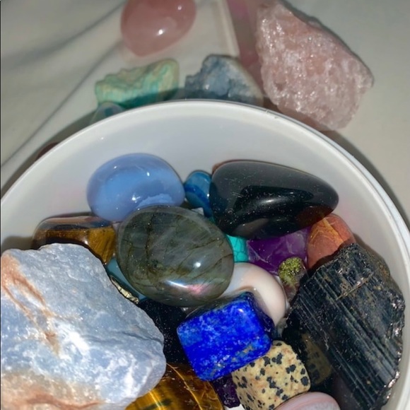 Crystal Mystery Bag Bundle Healing Crystals - Picture 4 of 4